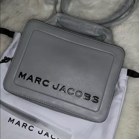 SOLD‼️Marc Jacobs Drizzle Grey Crossbody Bag - Picture 2 of 4